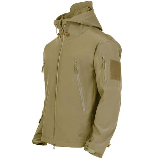 Scenteck stoere heren jas . Militaire Shark Skin Soft Shell. Winddichte Waterdichte jas met capuchon